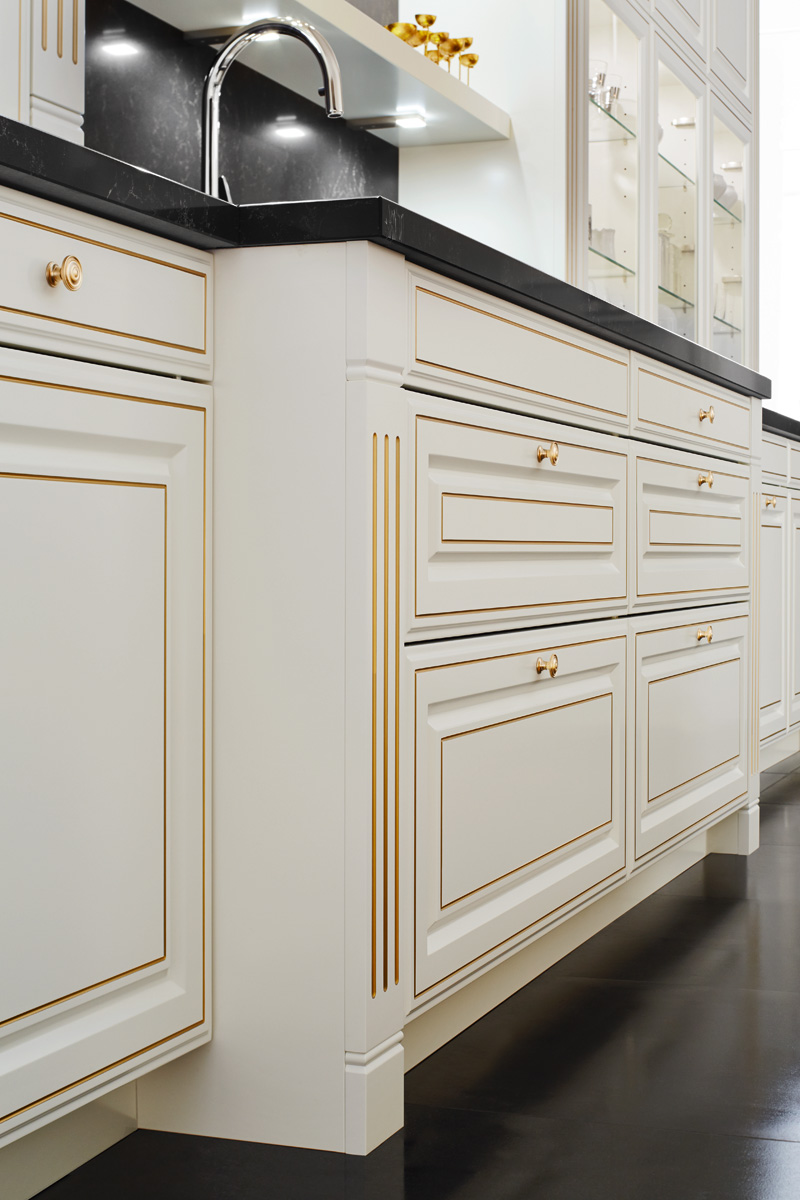 Ballerina Küchen Landhausstil Deluxe Gold XL 7050 Pilaster Detail Ballerina Küchen Landhausstil Deluxe Gold XL 7050 Pilaster Detail
